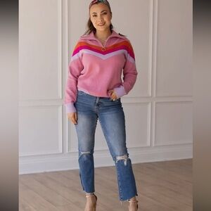 126. Chevron striped knit sweater in pink lavender